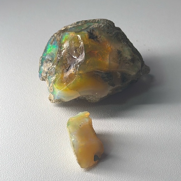 Dried Opal - Picture 4 of 4